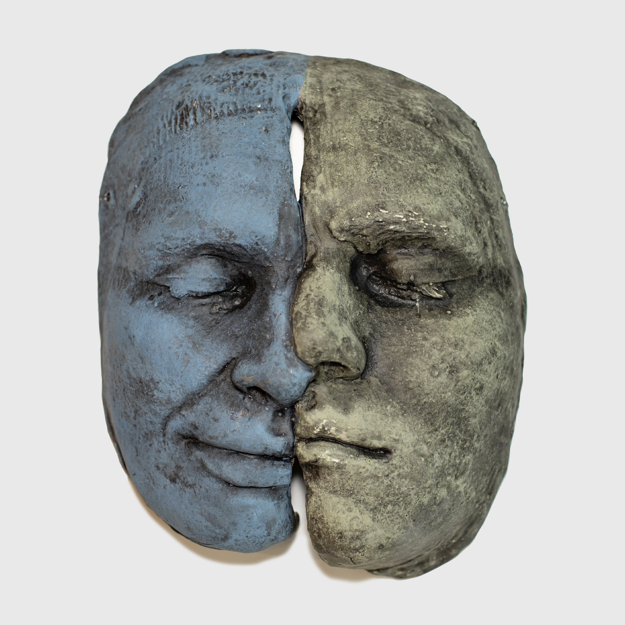 Retrospektiivinen näyttely Teemu Luodon monet kasvot (31.1.-24.5.2026) tuo Kimmo Pyykkö -taidemuseoon esille Teemu Luodon moniulotteisen tuotannon.