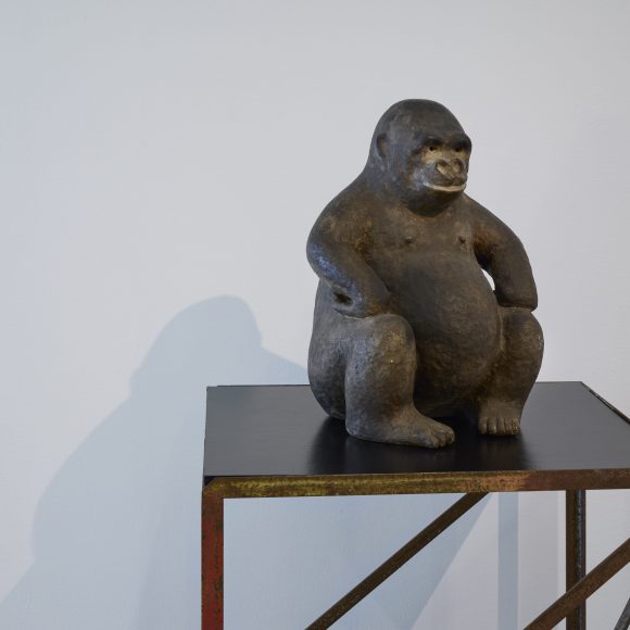 Interiööri Teemu Luodon monet kasvot -näyttelystä. Kuva: Jussi Koivunen